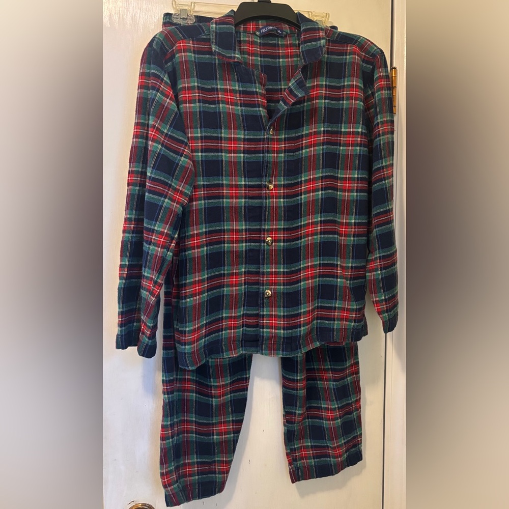 Fruit of the Loom Men’s Cotton Flannel Christmas Plaid Pajama set size Small